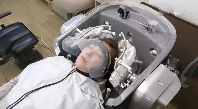 洗发机器人